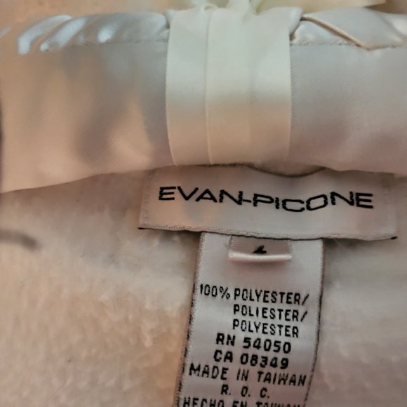 ***SOLD***Fleece Vest - Picture 2 of 3